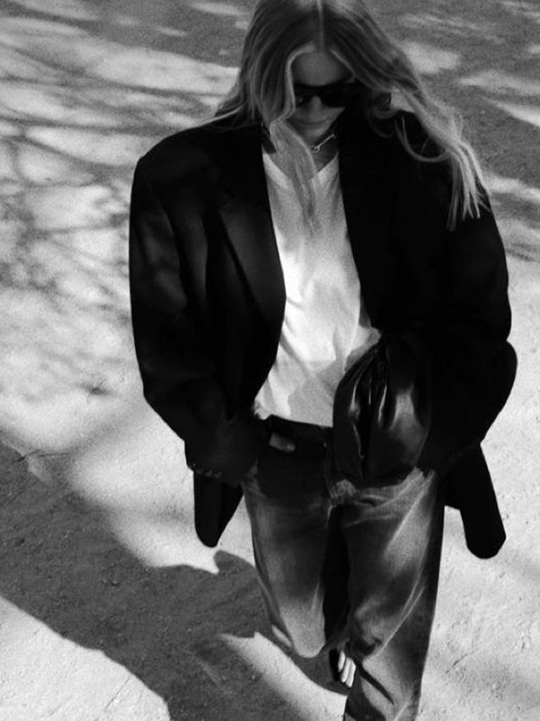 Minimalism: A Personal Style Guide for Embracing Your Signature Look
